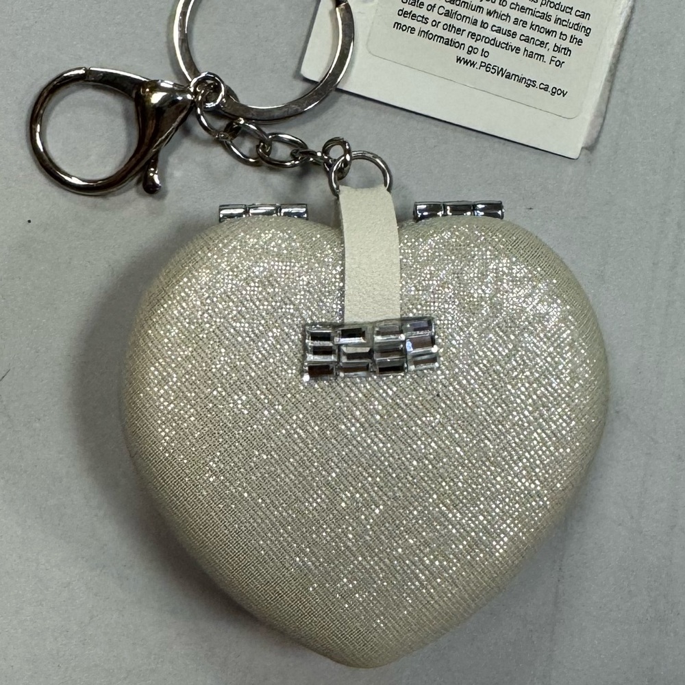 Silver Rhinestone Heart Mirror Keychain - Picture 3 of 4